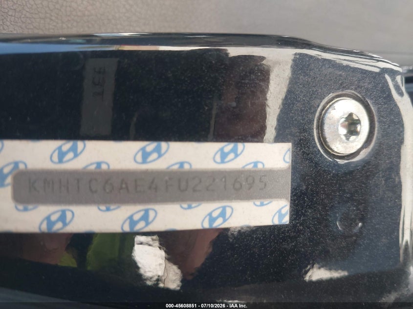 2015 Hyundai Veloster VIN KMHTC6AE4FU221695 IAAI salvage auction — NORMAL WEAR, Clear - Dealer Only (California), sold $350 on 2026-07-27 (photo 9)