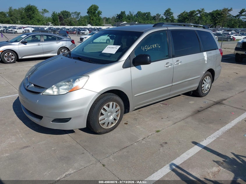 2009 Toyota Sienna VIN 5TDZK23C39S267873 IAAI salvage auction — REAR END, Clear (Indiana), sold $675 on 2026-07-31 (photo 2)