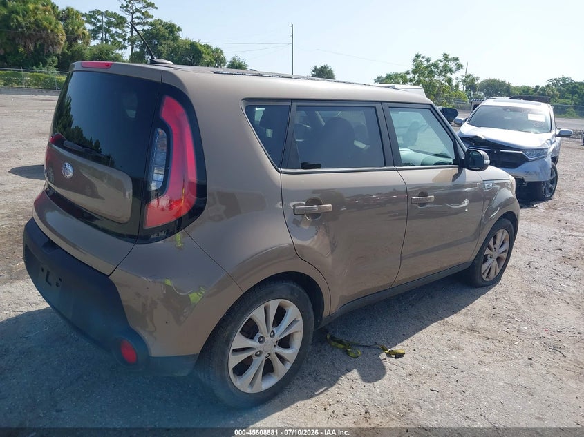 2014 Kia Soul VIN KNDJP3A55E7054890 IAAI salvage auction — NORMAL WEAR, Clear (Florida), sold $775 on 2026-07-17 (photo 4)