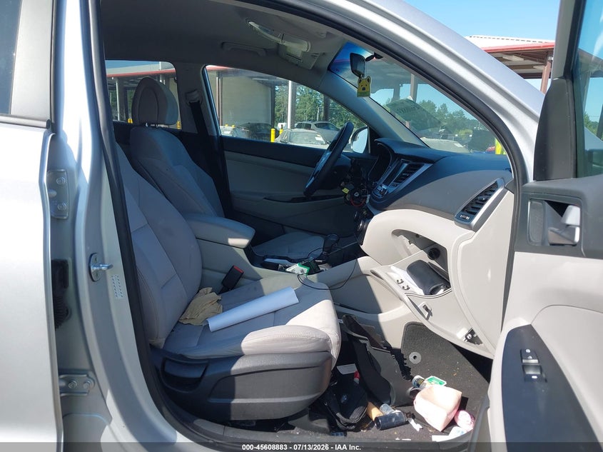 2018 Hyundai Tucson VIN KM8J33A46JU669488 IAAI salvage auction — THEFT, Bill Of Sale (Washington), sold $175 on 2026-07-29 (photo 5)