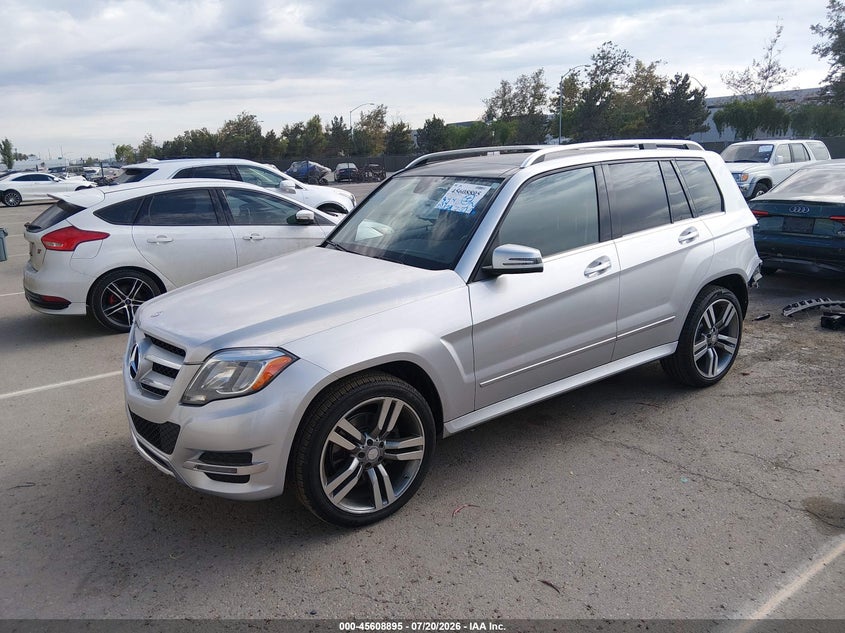 2015 Mercedes-benz Glk-klasse VIN WDCGG5HB0FG339686 IAAI salvage auction — REAR END, Salvage (California), sold $4,600 on 2026-08-03 (photo 2)