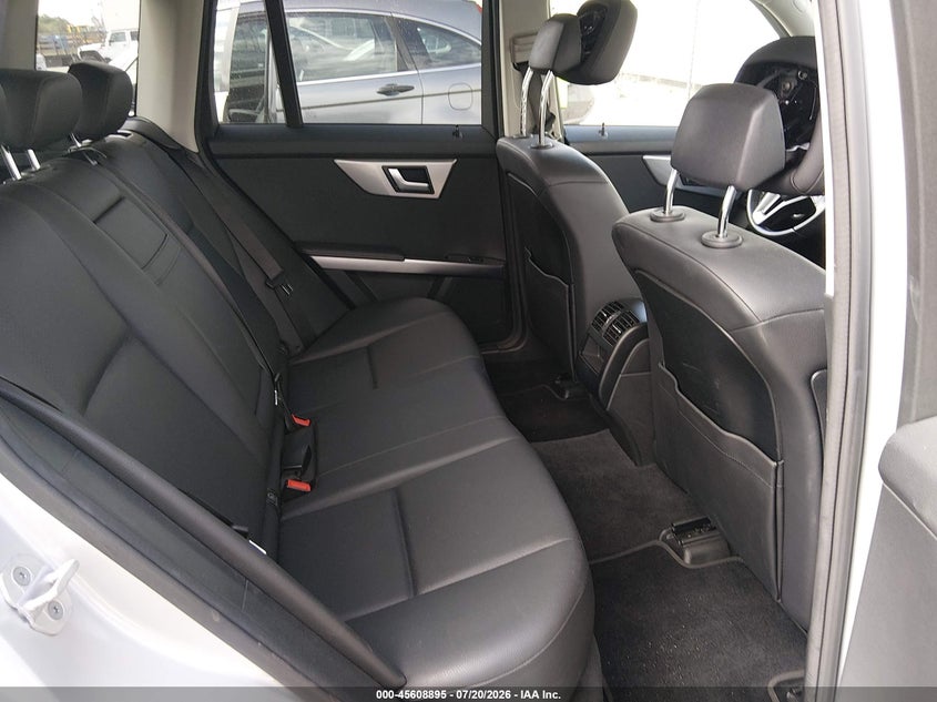 2015 Mercedes-benz Glk-klasse VIN WDCGG5HB0FG339686 IAAI salvage auction — REAR END, Salvage (California), sold $4,600 on 2026-08-03 (photo 8)