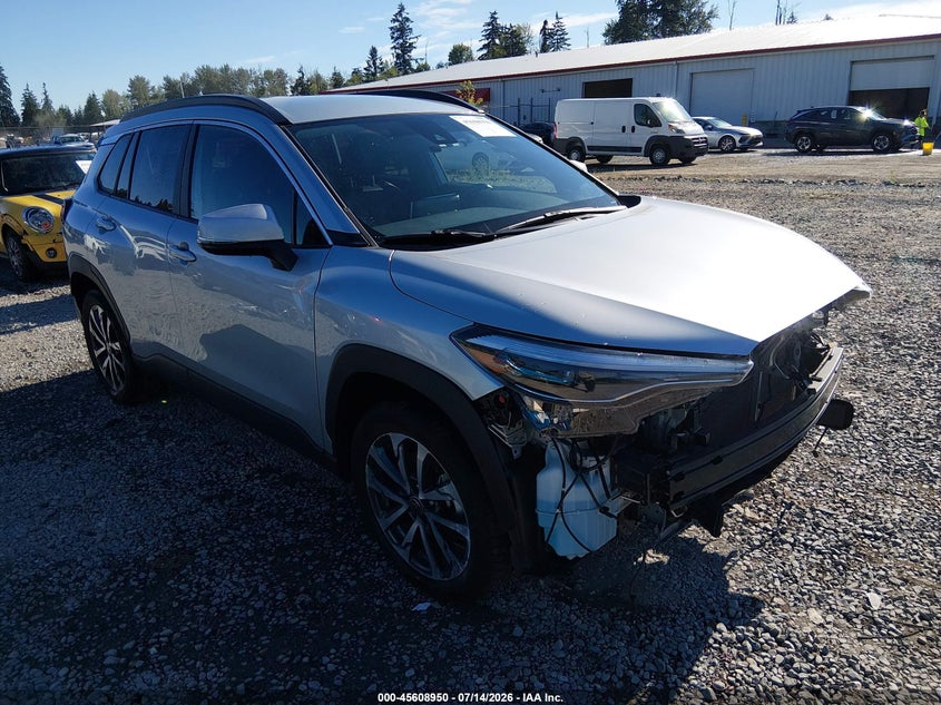 2022 Toyota Corolla cross VIN 7MUEAABG4NV014190 — IAAI salvage auction photo
