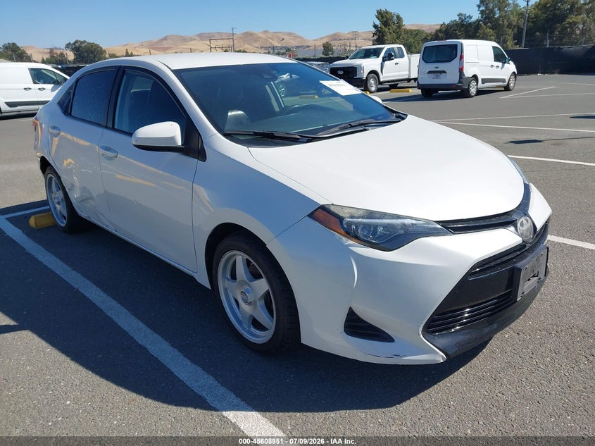 2019 Toyota Corolla VIN 5YFBURHE8KP913258 IAAI salvage auction — TRANSMISSION, Salvage Title, sold $2,700 on 2026-07-23 (photo 1)