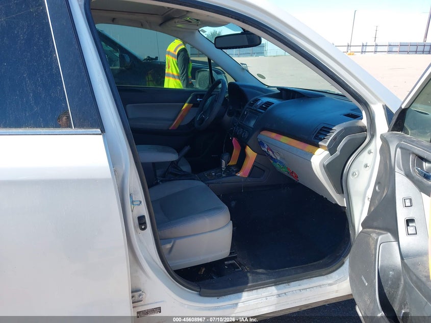 2014 Subaru Forester VIN JF2SJAMC9EH558374 IAAI salvage auction — NORMAL WEAR, Clear (Colorado), sold $675 on 2026-07-22 (photo 5)