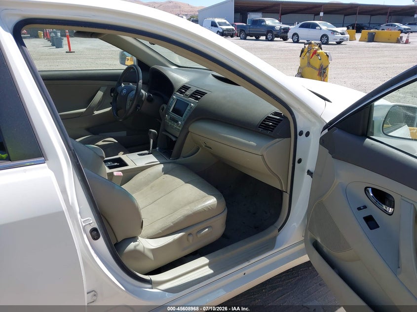 2007 Toyota Camry hybrid VIN JTNBB46K473019531 IAAI salvage auction — NORMAL WEAR, Clear - Dealer Only (California), sold $900 on 2026-07-30 (photo 5)