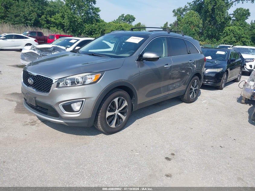 2016 Kia Sorento VIN 5XYPH4A14GG056971 IAAI salvage auction — NORMAL WEAR, Clear (Maryland), sold $4,550 on 2026-07-16 (photo 2)