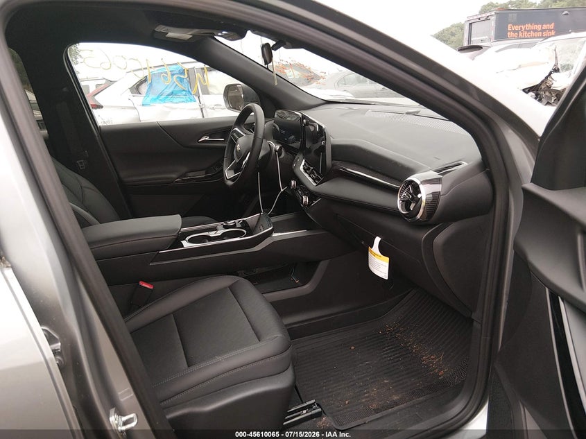 2026 Chevrolet Equinox VIN 3GNAXPEG0TL176639 IAAI salvage auction — FRONT END, Salvage (Massachusetts), sold $8,700 on 2026-08-22 (photo 5)