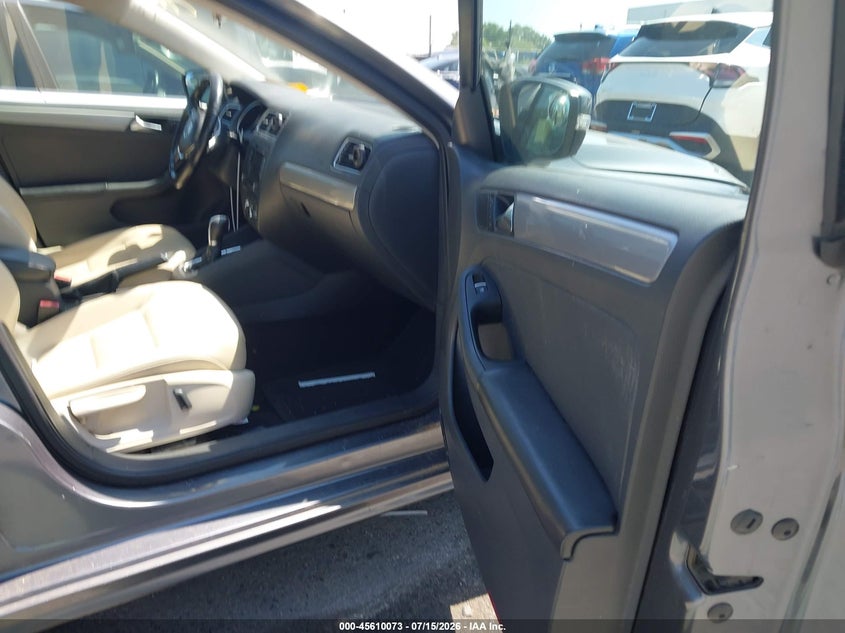 2015 Volkswagen Jetta VIN 3VWD07AJ9FM282689 IAAI salvage auction — FRONT END, Salvage (North Carolina), sold $875 on 2026-08-22 (photo 5)