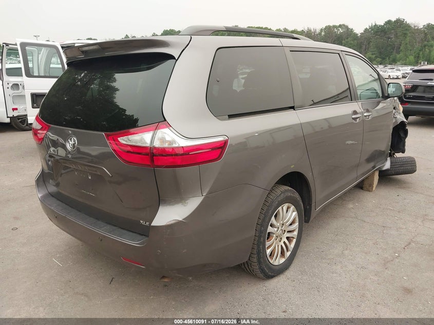 2015 Toyota Sienna VIN 5TDYK3DC5FS632534 IAAI salvage auction — SIDE, Salvage Title, sold $2,400 on 2026-08-02 (photo 4)