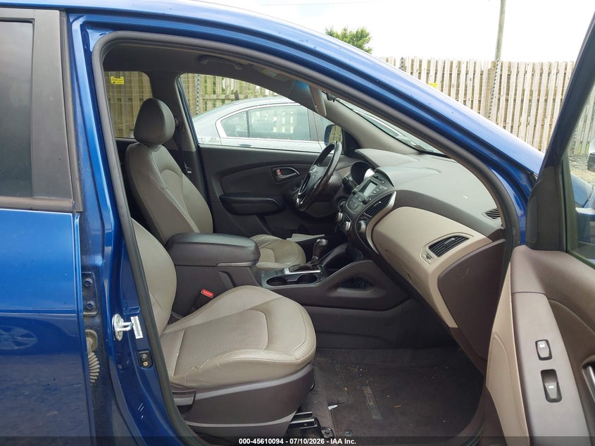 2015 Hyundai Tucson VIN KM8JUCAG0FU982647 IAAI salvage auction — NORMAL WEAR, Clear (Virginia), sold $2,225 on 2026-07-27 (photo 5)