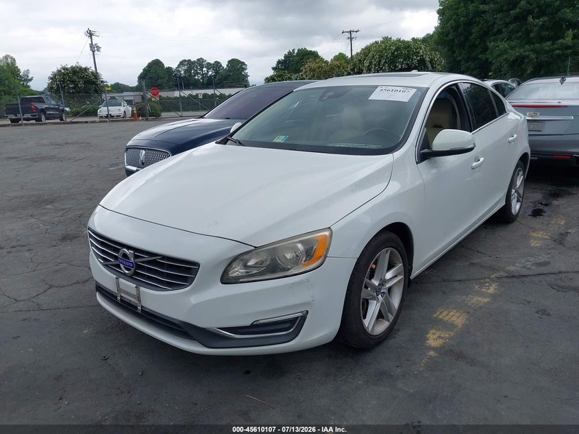 2015 Volvo S60 VIN YV1612TB4F1317969 IAAI salvage auction — NORMAL WEAR, Clear (Virginia), sold $925 on 2026-07-30 (photo 2)