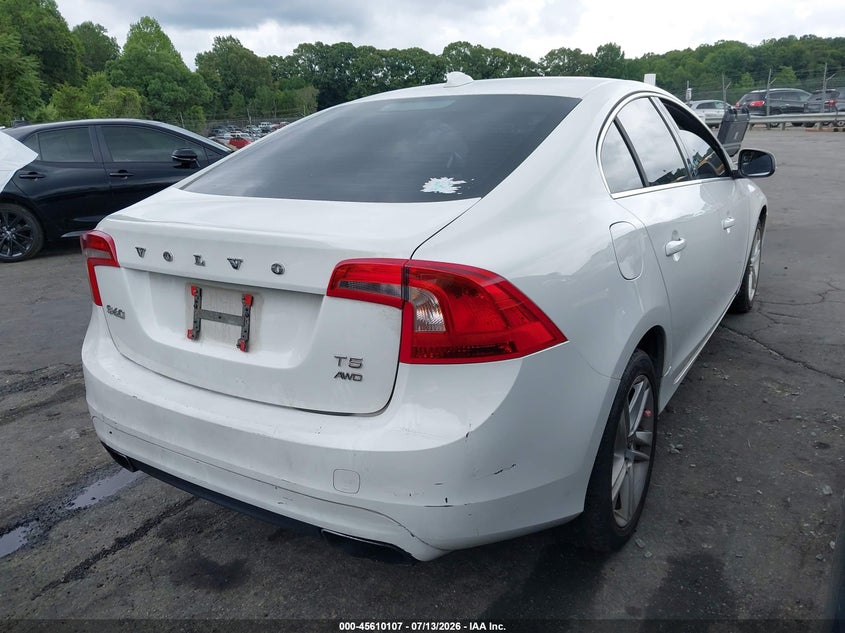2015 Volvo S60 VIN YV1612TB4F1317969 IAAI salvage auction — NORMAL WEAR, Clear (Virginia), sold $925 on 2026-07-30 (photo 4)