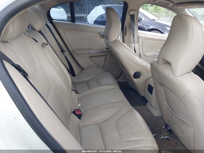 2015 Volvo S60 VIN YV1612TB4F1317969 IAAI salvage auction — NORMAL WEAR, Clear (Virginia), sold $925 on 2026-07-30 (photo 8)