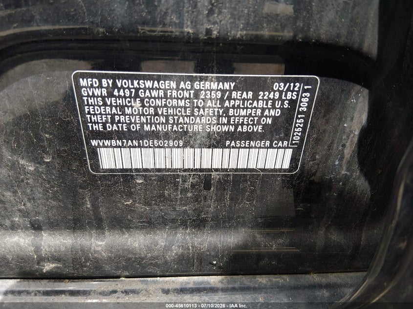 2013 Volkswagen Passat cc VIN WVWBN7AN1DE502909 IAAI salvage auction — NORMAL WEAR, Salvage Title, sold $200 on 2026-07-18 (photo 9)
