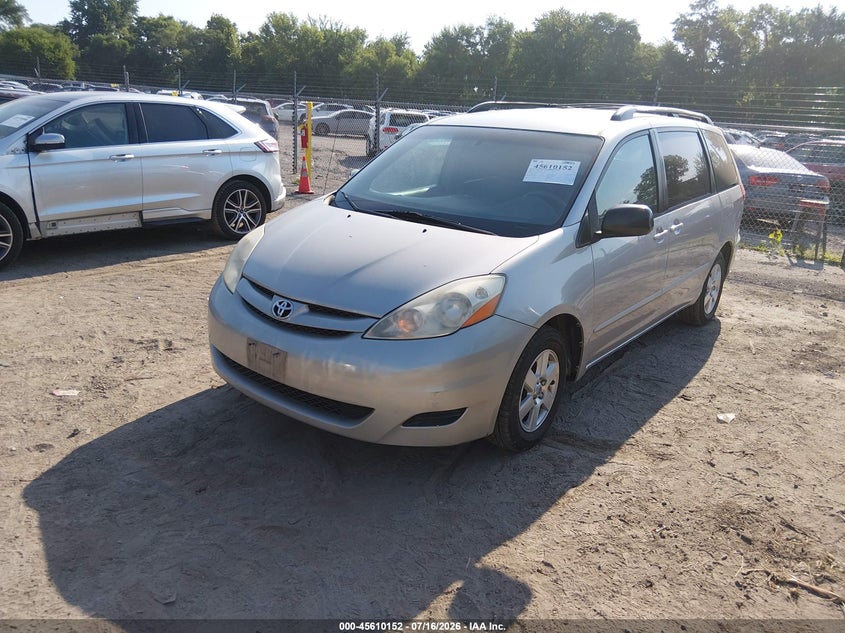 2007 Toyota Sienna VIN 5TDZK23C97S085138 IAAI salvage auction — UNKNOWN, Salvage (Iowa), sold $25 on 2026-07-29 (photo 2)