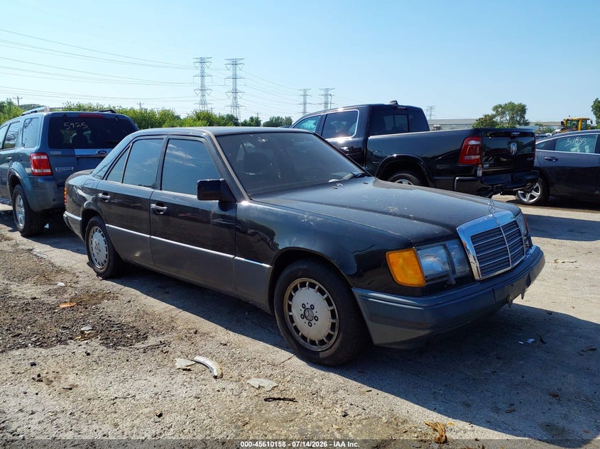 1991 Mercedes-benz VIN WDBEA30D8MB290777 IAAI salvage auction — NORMAL WEAR, Clear, sold $1,100 on 2026-07-29 (photo 1)