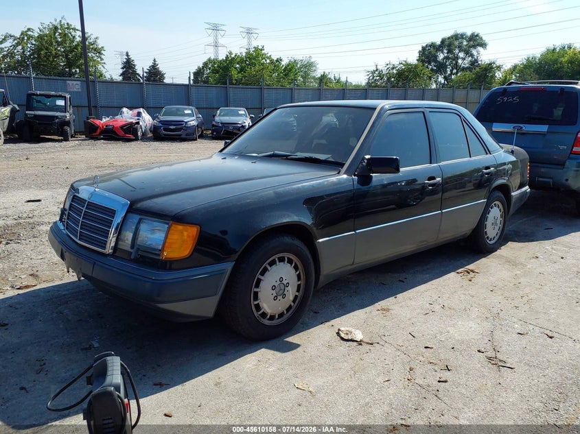 1991 Mercedes-benz VIN WDBEA30D8MB290777 IAAI salvage auction — NORMAL WEAR, Clear, sold $1,100 on 2026-07-29 (photo 2)