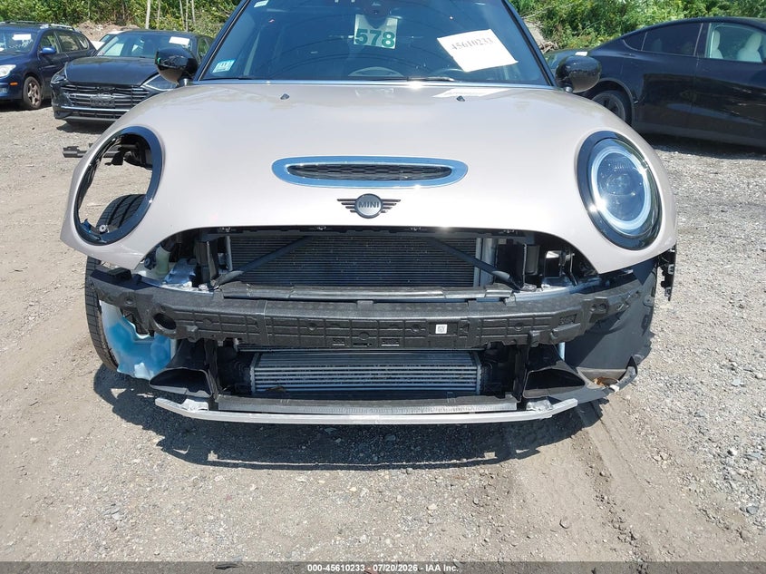 2022 Mini Clubman VIN WMWXJ1C00N2R56245 IAAI salvage auction — FRONT END, Wait Title, sold $5,550 on 2026-09-01 (photo 6)