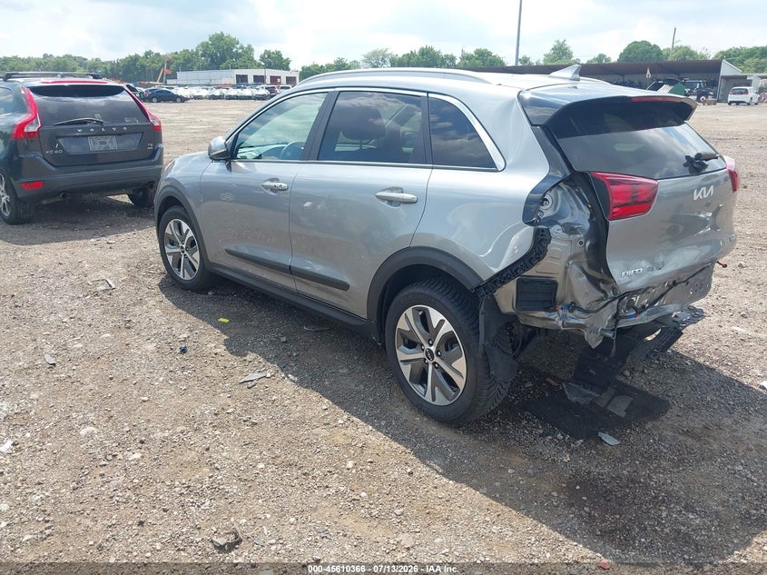 2022 Kia Niro VIN KNDCC3LGXN5158807 IAAI salvage auction — REAR END, Salvage Title, sold $5,300 on 2026-07-29 (photo 3)