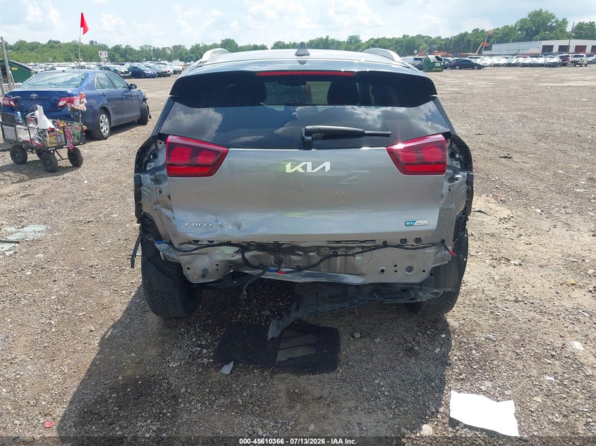 2022 Kia Niro VIN KNDCC3LGXN5158807 IAAI salvage auction — REAR END, Salvage Title, sold $5,300 on 2026-07-29 (photo 6)