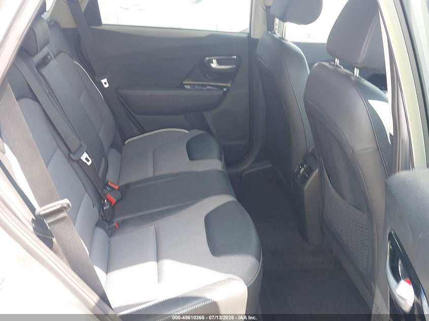 2022 Kia Niro VIN KNDCC3LGXN5158807 IAAI salvage auction — REAR END, Salvage Title, sold $5,300 on 2026-07-29 (photo 8)
