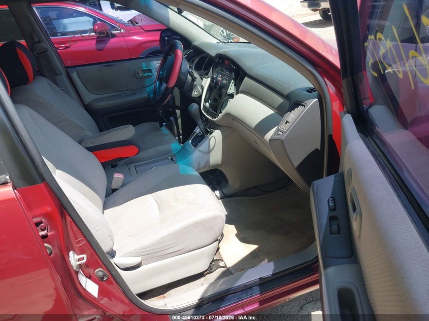 2005 Toyota Highlander VIN JTEEP21A850077299 IAAI salvage auction — NORMAL WEAR, Clear (Indiana), sold $775 on 2026-07-29 (photo 5)