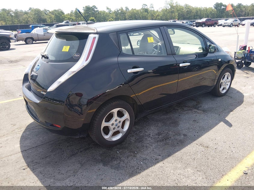 2012 Nissan Leaf VIN JN1AZ0CP2CT018475 IAAI salvage auction — NORMAL WEAR, Clear (South Carolina), sold $1,400 on 2026-08-01 (photo 4)
