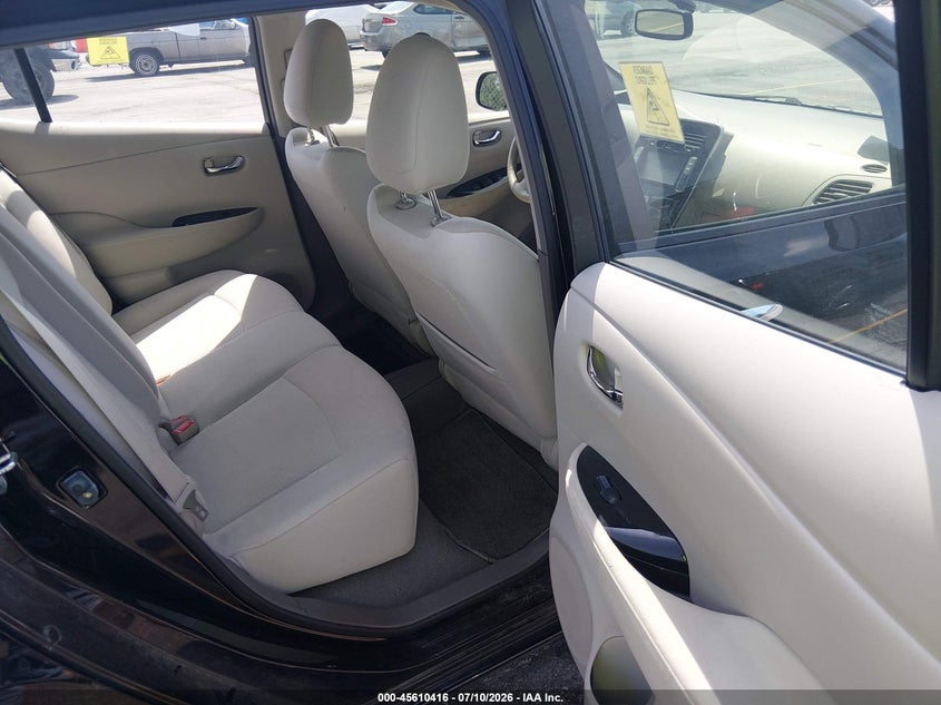 2012 Nissan Leaf VIN JN1AZ0CP2CT018475 IAAI salvage auction — NORMAL WEAR, Clear (South Carolina), sold $1,400 on 2026-08-01 (photo 8)