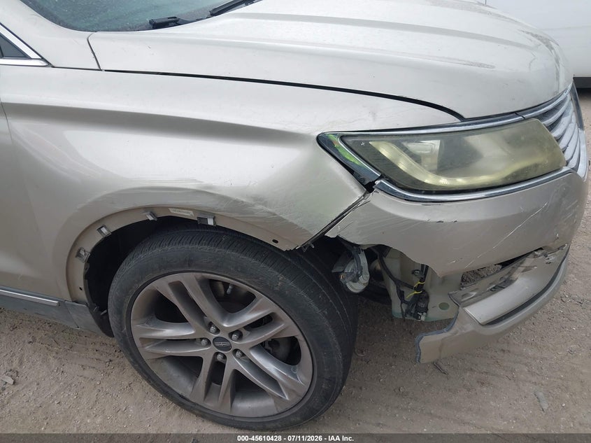 2015 Lincoln Mkc VIN 5LMTJ2AH1FUJ33838 IAAI salvage auction — NORMAL WEAR, Original (Texas), sold $875 on 2026-07-20 (photo 6)