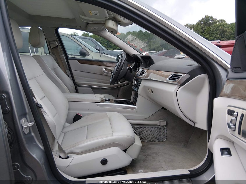 2014 Mercedes-benz E-class VIN WDDHF8JB8EB048413 IAAI salvage auction — NORMAL WEAR, Clear (Alabama), sold $1,150 on 2026-08-12 (photo 5)