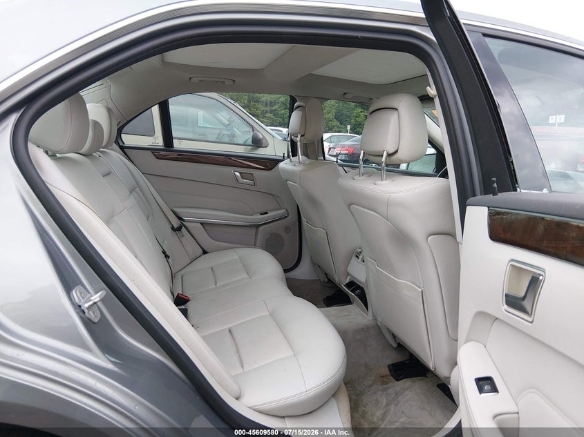 2014 Mercedes-benz E-class VIN WDDHF8JB8EB048413 IAAI salvage auction — NORMAL WEAR, Clear (Alabama), sold $1,150 on 2026-08-12 (photo 8)