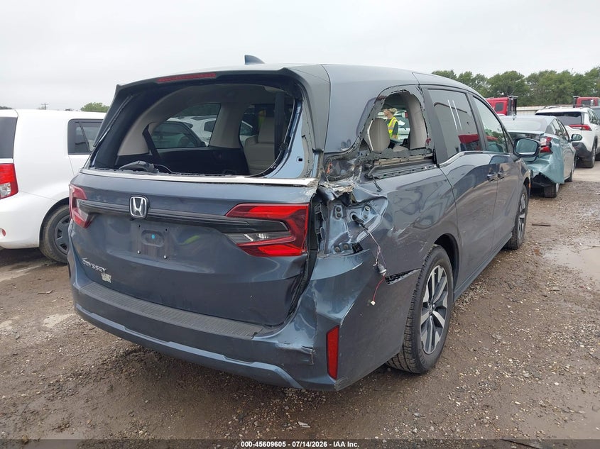 2025 Honda Odyssey VIN 5FNRL6H64SB087075 IAAI salvage auction — UNKNOWN, Salvage Title, sold $17,500 on 2026-07-18 (photo 6)