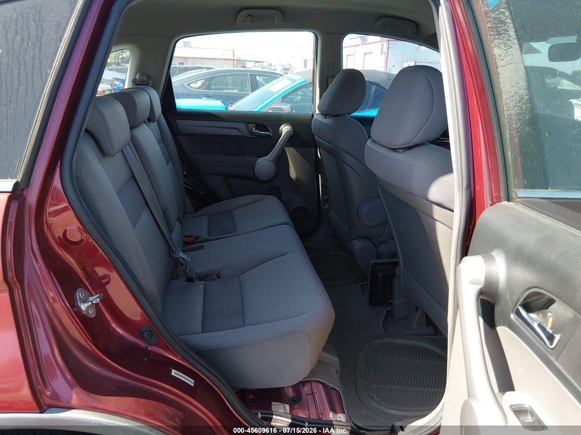 2007 Honda Cr-v VIN JHLRE38327C077585 IAAI salvage auction — REAR END, Salvage (California), sold $1,650 on 2026-07-30 (photo 8)