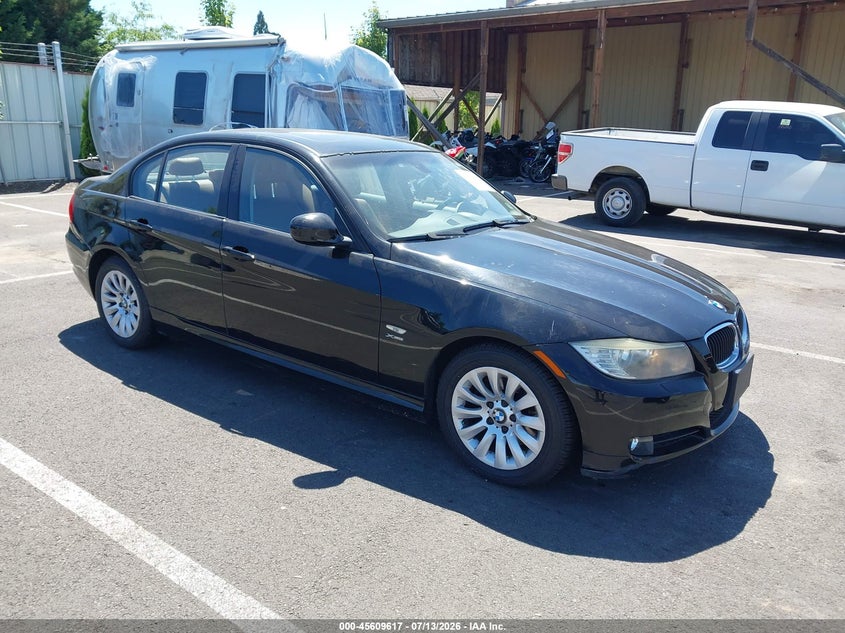 2009 BMW 3 series VIN WBAPK53589A509996 IAAI salvage auction — NORMAL WEAR, Peddle Clear Public-Restricted (Oregon), sold $1,450 on 2026-08-04 (photo 1)