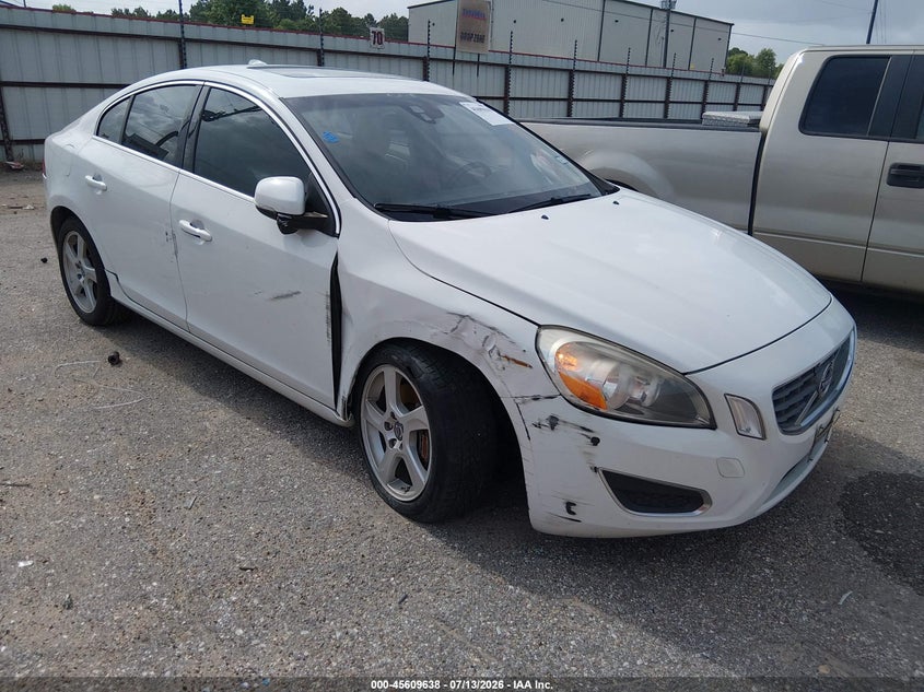2012 Volvo S60 VIN YV1622FSXC2099535 IAAI salvage auction — NORMAL WEAR, Original (Texas), sold $650 on 2026-08-05 (photo 1)