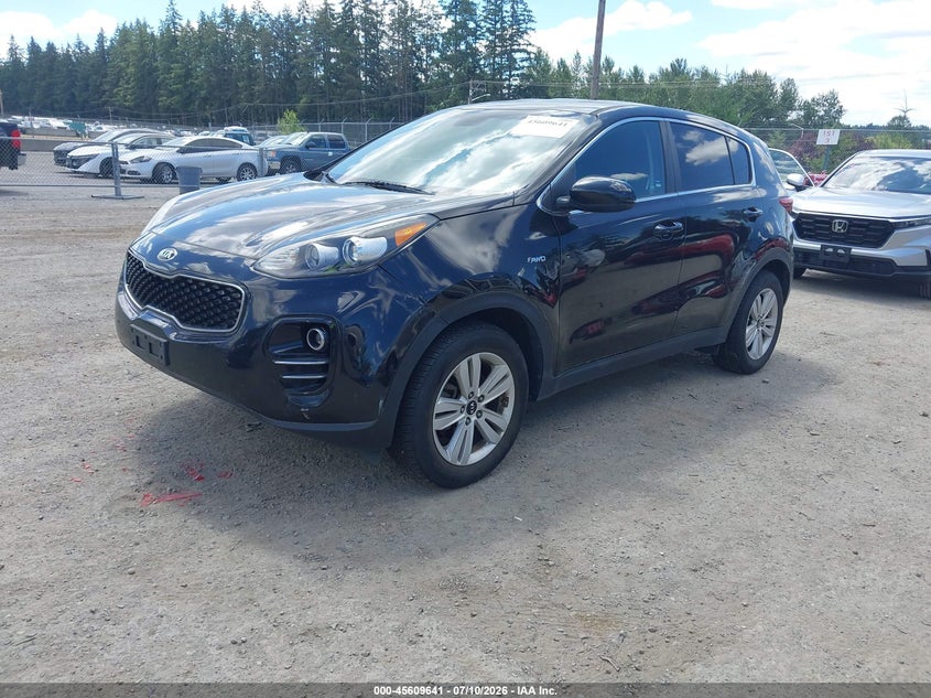 2017 Kia Sportage VIN KNDPMCAC9H7066305 IAAI salvage auction — NORMAL WEAR, Clear (Washington), sold $3,200 on 2026-07-15 (photo 2)