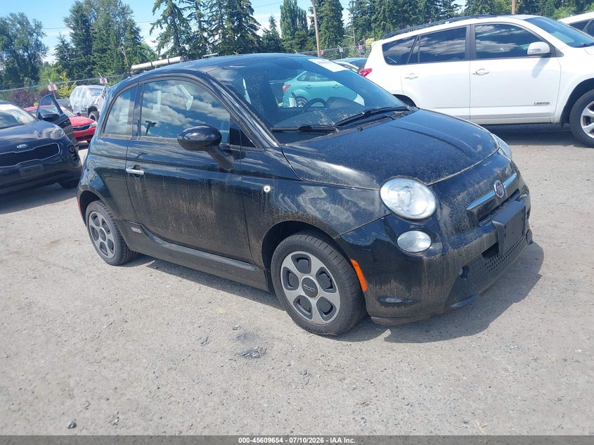 2014 Fiat 500e VIN 3C3CFFGE2ET175901 IAAI salvage auction — NORMAL WEAR, Clear (Washington), sold $775 on 2026-07-29 (photo 1)