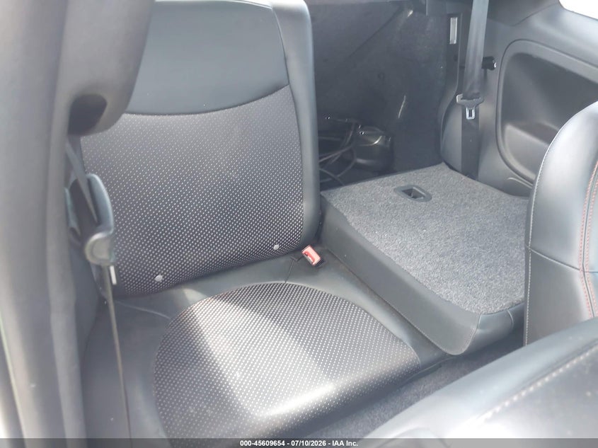 2014 Fiat 500e VIN 3C3CFFGE2ET175901 IAAI salvage auction — NORMAL WEAR, Clear (Washington), sold $775 on 2026-07-29 (photo 8)