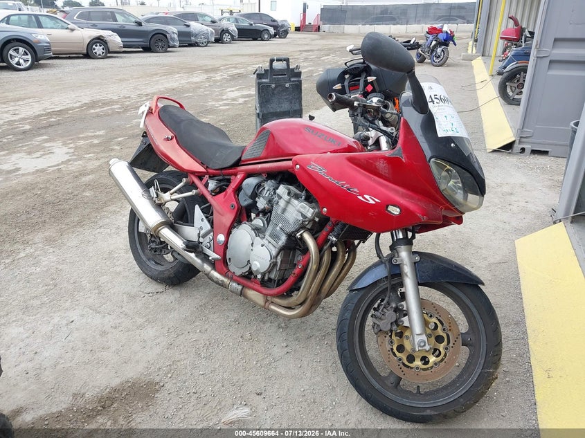 2001 Suzuki Gsf600 VIN JS1GN7AA712101214 IAAI salvage auction — FRONT & REAR, Clear - Dealer Only (California), sold $125 on 2026-07-22 (photo 1)