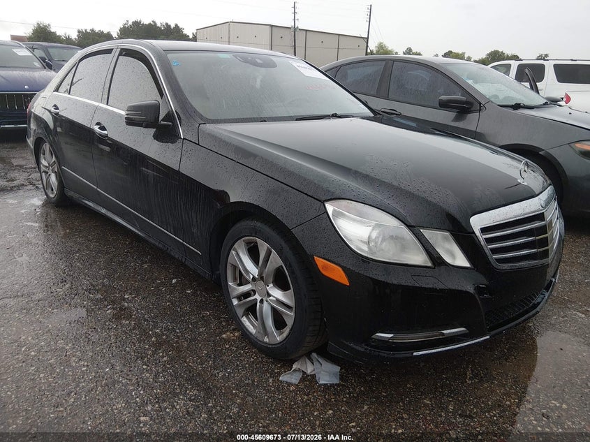 2011 Mercedes-benz E-class VIN WDDHF7CB8BA396575 IAAI salvage auction — NORMAL WEAR, Original (Texas), sold $525 on 2026-08-12 (photo 1)