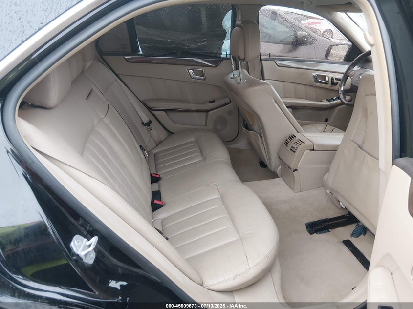 2011 Mercedes-benz E-class VIN WDDHF7CB8BA396575 IAAI salvage auction — NORMAL WEAR, Original (Texas), sold $525 on 2026-08-12 (photo 8)