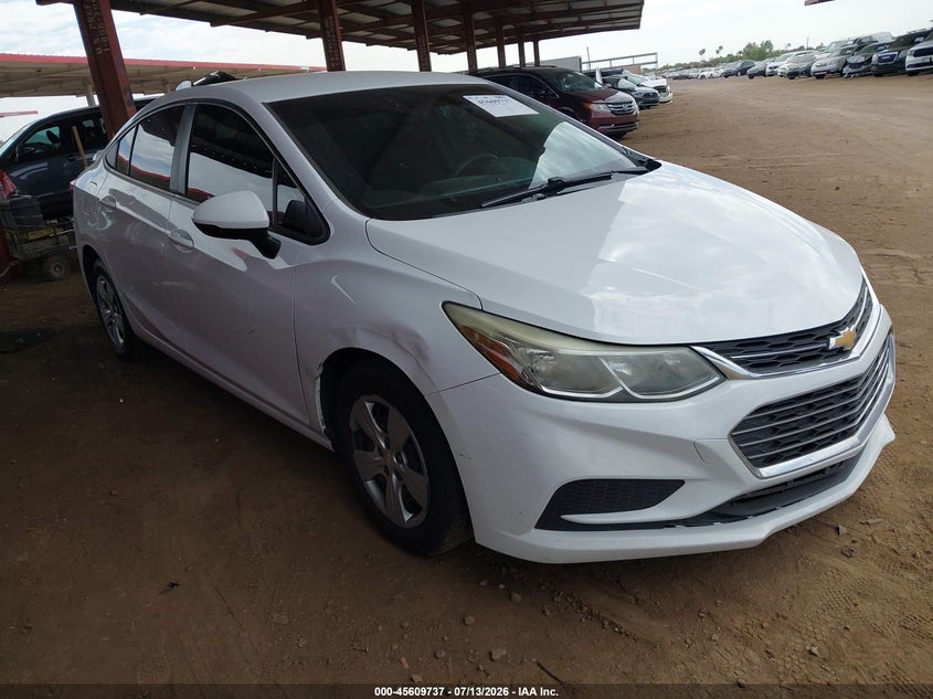 2018 Chevrolet Cruze VIN 1G1BC5SM4J7212785 IAAI salvage auction — LEFT FRONT, Wait Title, sold $1,500 on 2026-08-03 (photo 1)
