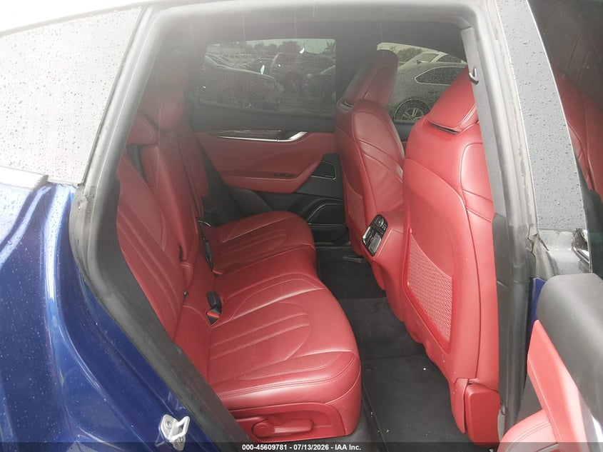 2017 Maserati Levante VIN ZN661YUS8HX260701 IAAI salvage auction — NORMAL WEAR, Original (Texas), sold $25 on 2026-08-05 (photo 8)