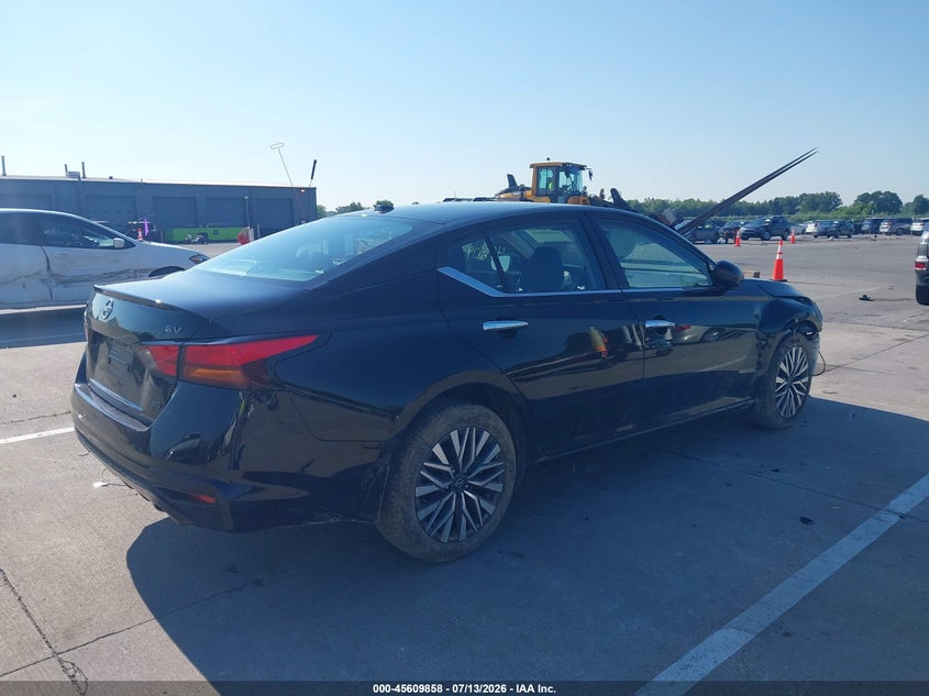 2024 Nissan Altima VIN 1N4BL4DW2RN411251 IAAI salvage auction — FRONT END, Salvage Title, sold $7,400 on 2026-08-28 (photo 4)