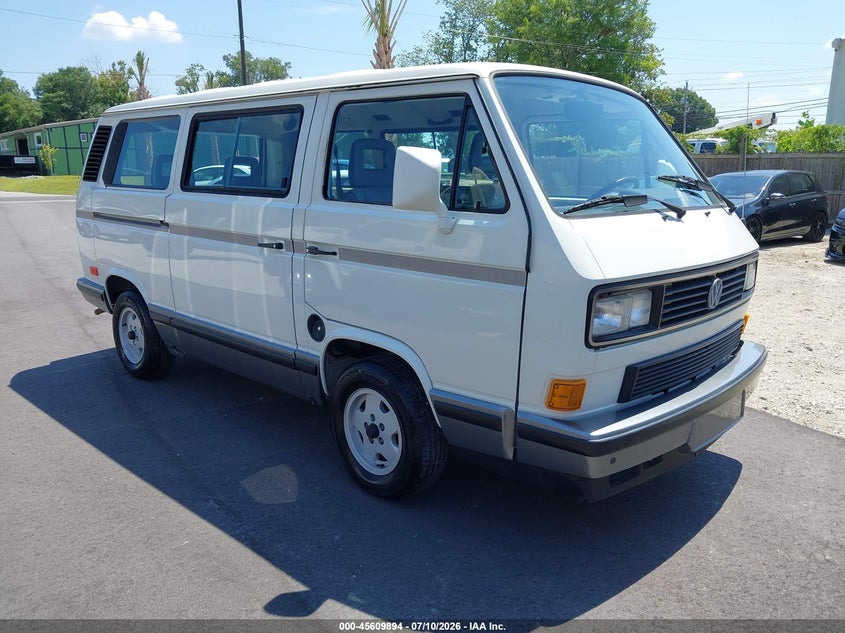 1990 Volkswagen Vanagon VIN WV2YB0250LH012274 IAAI salvage auction — NORMAL WEAR, Clear-Dealer Only (North Carolina), sold $4,350 on 2026-07-30 (photo 1)
