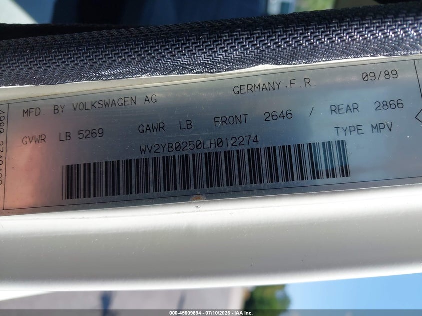 1990 Volkswagen Vanagon VIN WV2YB0250LH012274 IAAI salvage auction — NORMAL WEAR, Clear-Dealer Only (North Carolina), sold $4,350 on 2026-07-30 (photo 9)