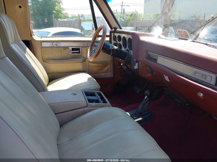 1983 Gmc Jimmy VIN 1G5EK18H4DF514413 IAAI salvage auction — NORMAL WEAR, Clear-Dealer Only (North Carolina), sold $8,600 on 2026-07-30 (photo 5)