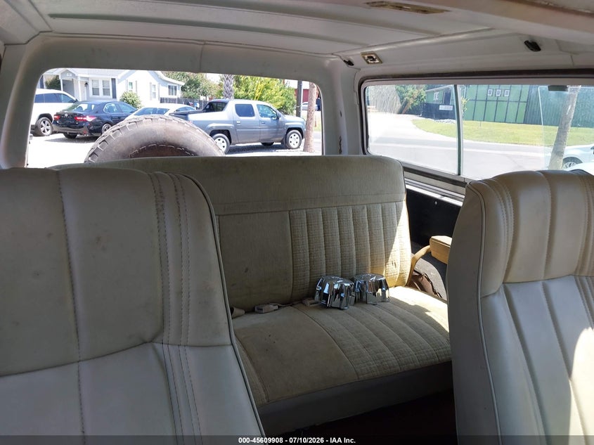 1983 Gmc Jimmy VIN 1G5EK18H4DF514413 IAAI salvage auction — NORMAL WEAR, Clear-Dealer Only (North Carolina), sold $8,600 on 2026-07-30 (photo 8)