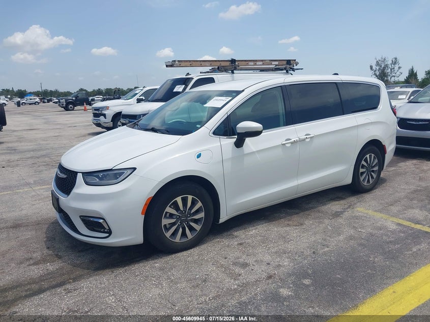 2023 Chrysler Pacifica VIN 2C4RC1L71PR622300 IAAI salvage auction — WATER/FLOOD, Enterprise Vehicles Salvage Only (Florida), sold $8,500 on 2026-07-19 (photo 2)